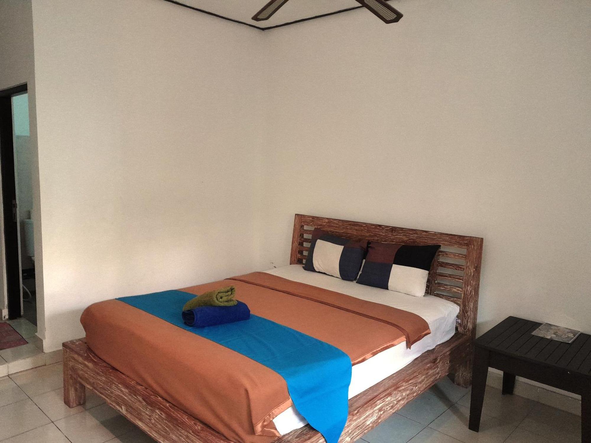 Star East Bungalows Amed Buitenkant foto