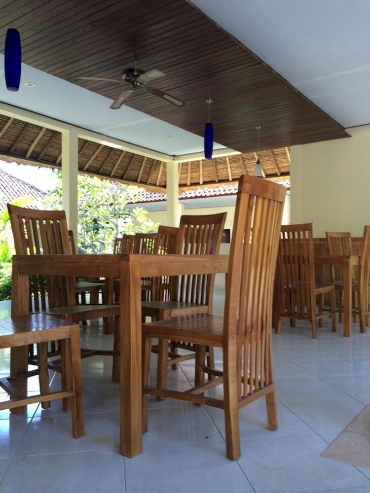 Star East Bungalows Amed Buitenkant foto