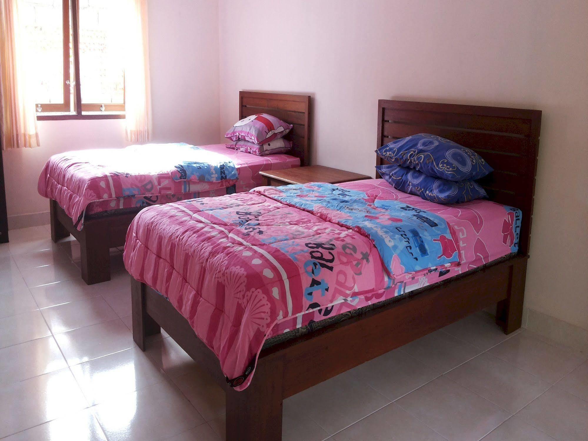 Star East Bungalows Amed Buitenkant foto
