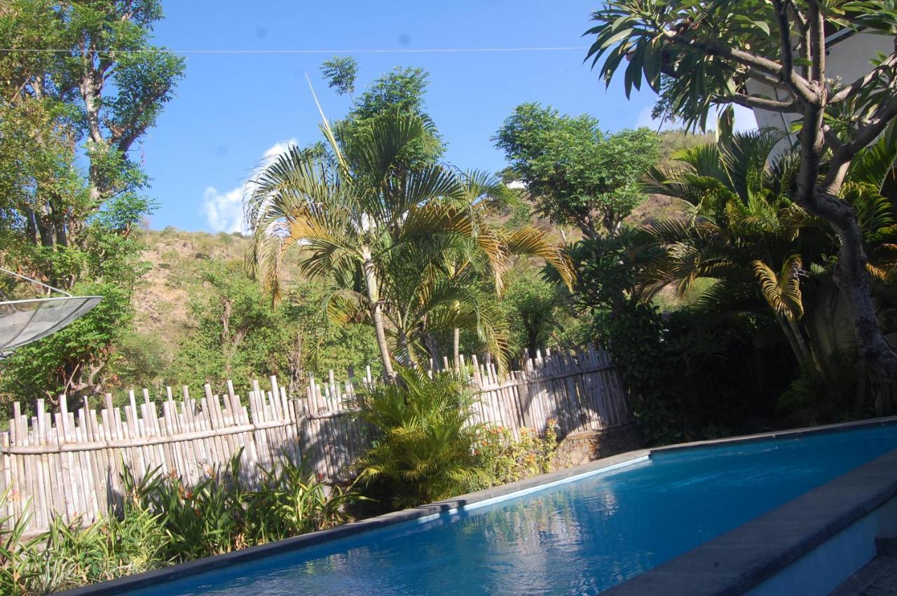Star East Bungalows Amed Buitenkant foto